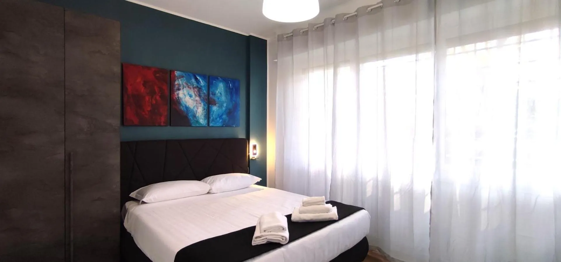 Ancient Rome Colosseum Modern And Bright Apartment