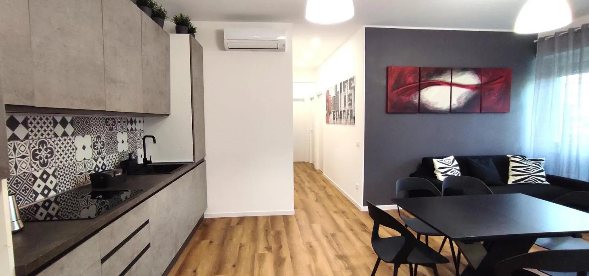 Ancient Rome Colosseum Modern And Bright Apartment Italy