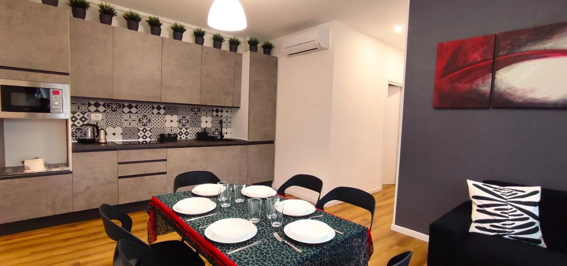 Ancient Rome Colosseum Modern And Bright Apartment 0*,  Italy