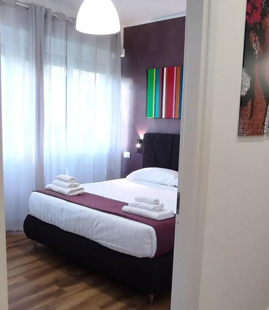 Ancient Rome Colosseum Modern And Bright Apartment Italy